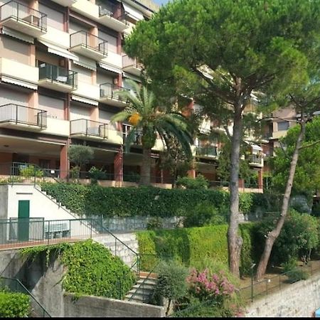 Camera Privata Nell'Appartamento In Zona Residenziale Con 2 Piscine Рапалло Екстер'єр фото