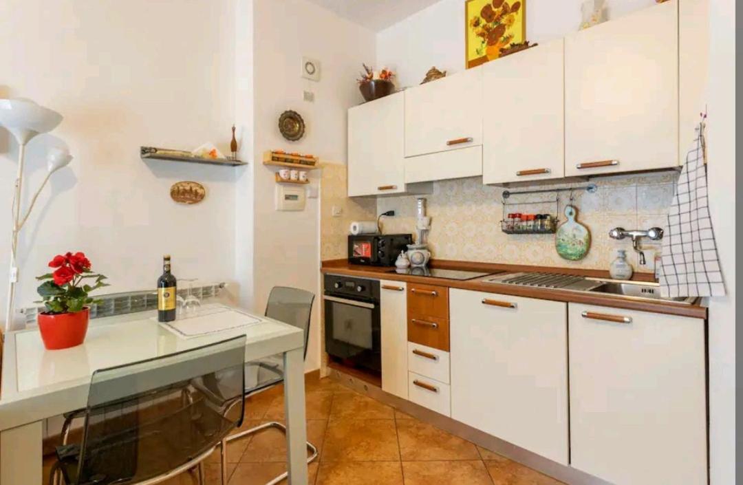Camera Privata Nell'Appartamento In Zona Residenziale Con 2 Piscine Рапалло Екстер'єр фото